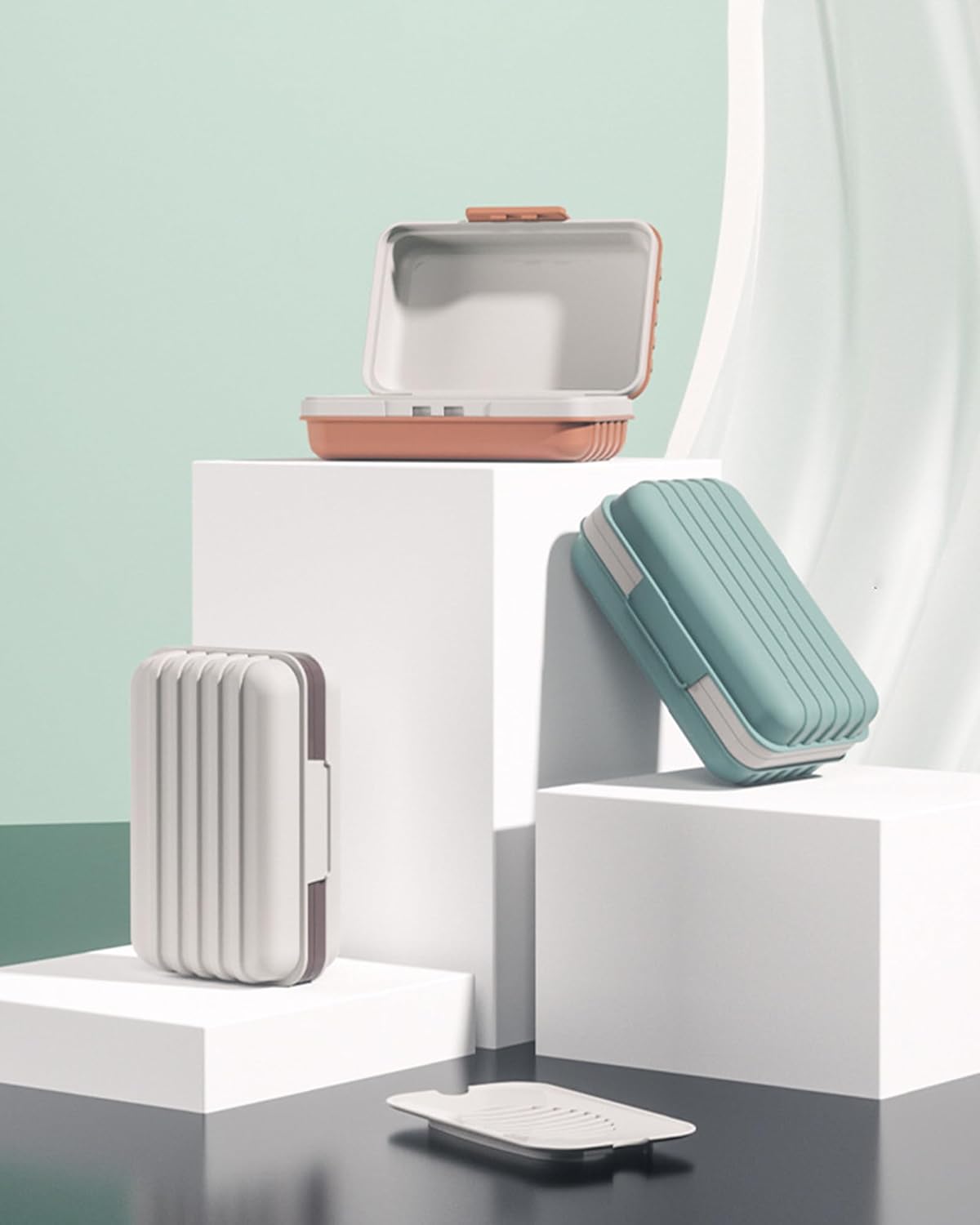 Travel Soap Dish with Lid – Portable Leakproof Soap Case with Drain Tray