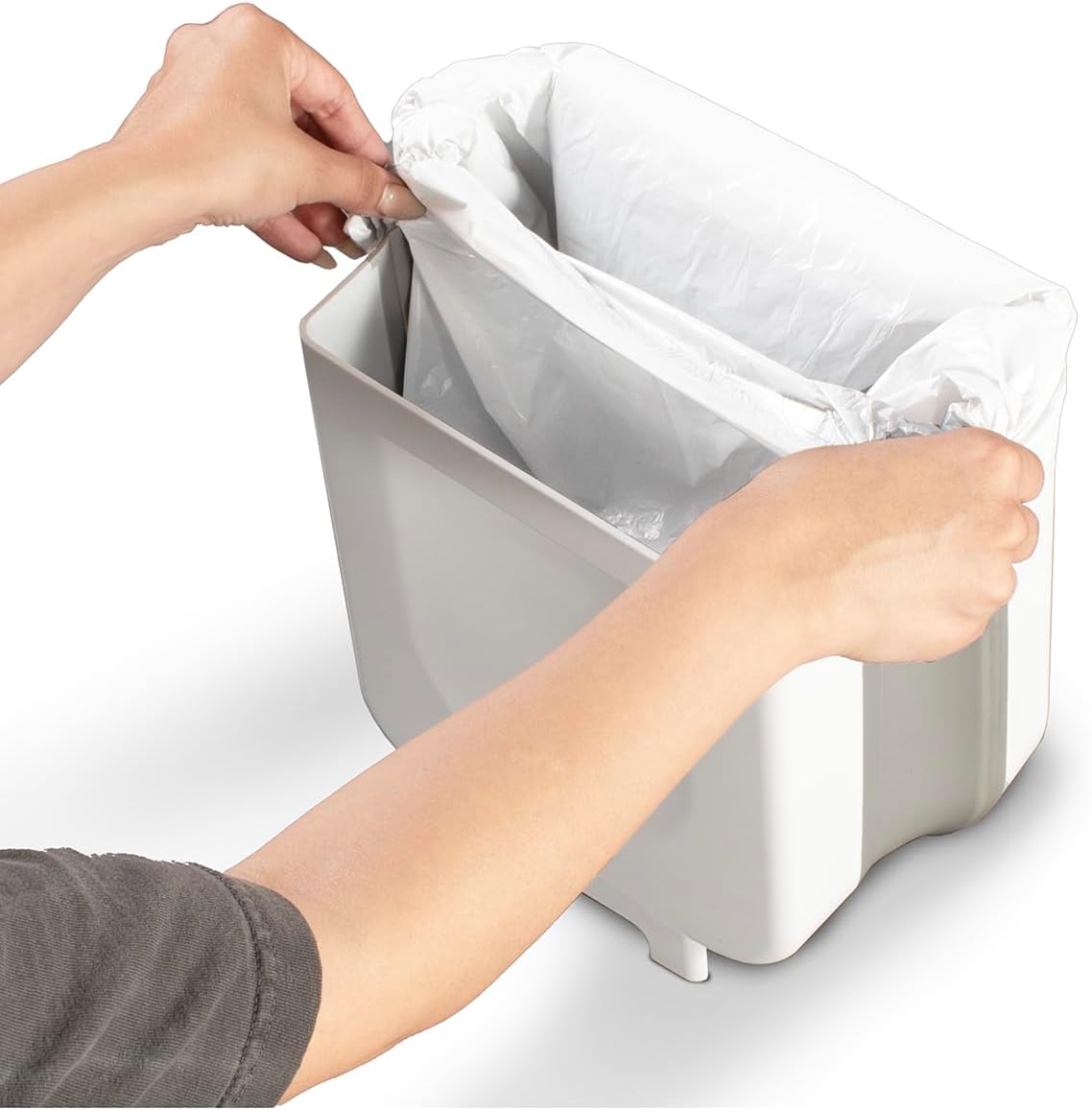 Roomate Collapsible Waste Bin | Compact Travel Trash Can limited storage