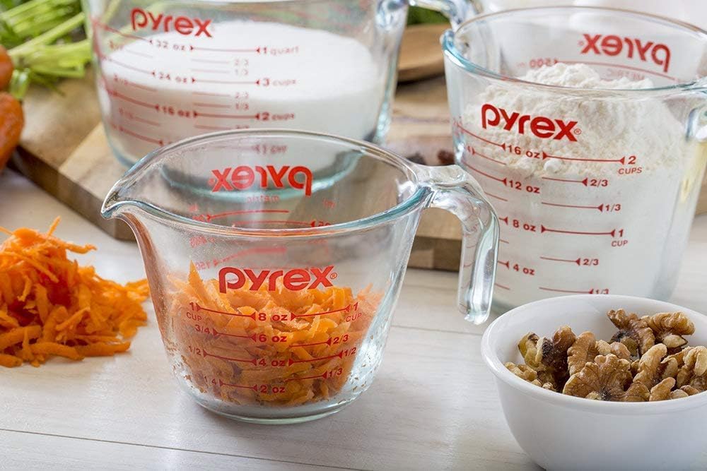 Pyrex Essentials (3-Pack) Glass Measuring Cups Set, (1, 2 & 4 Cup) Measuring Cups For Prepping, Baking and Cooking