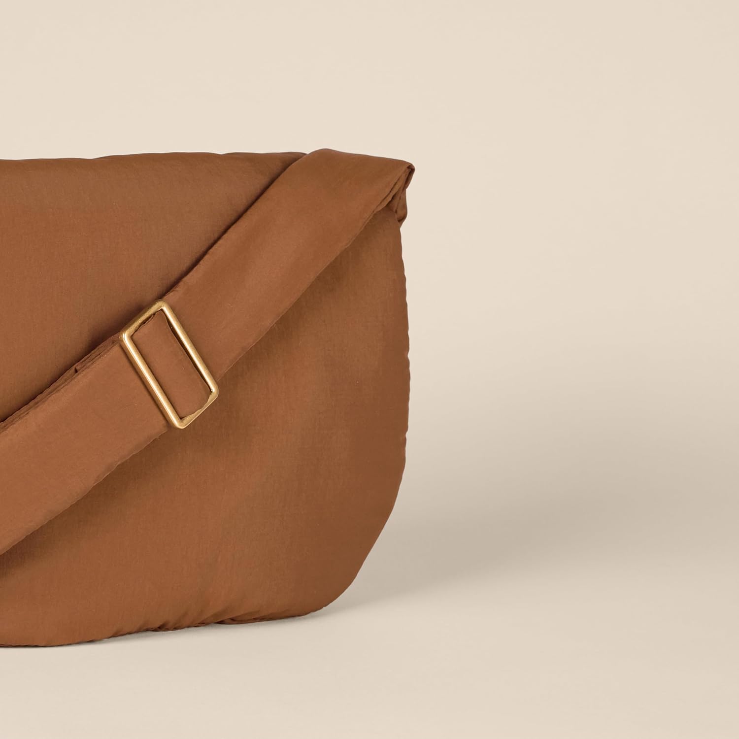 Essentials Women’s Nylon Crossbody Bag – Lightweight, Water-Resistant