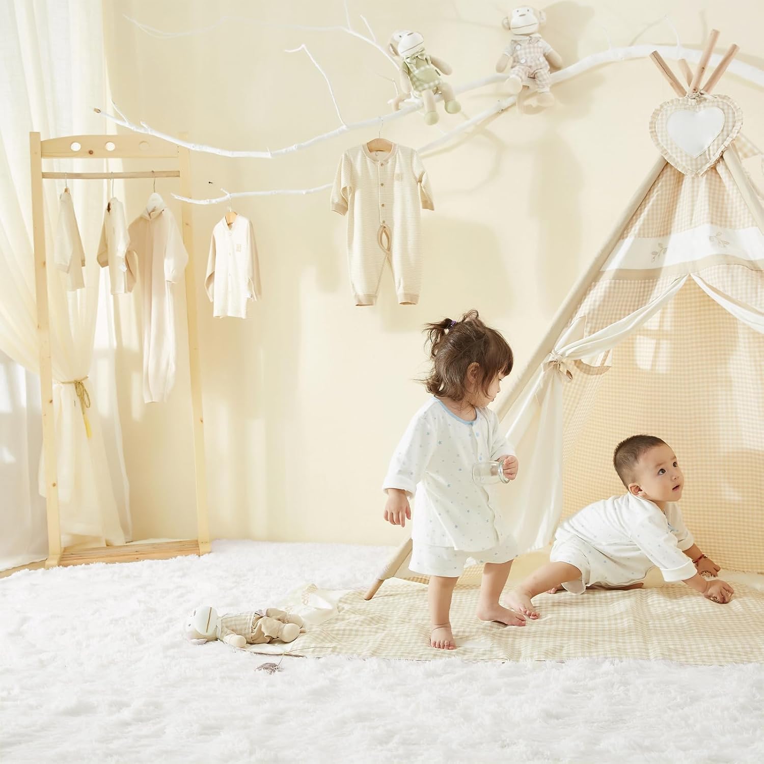 White Fluffy Area Rug 4x6 – Cozy Cream Non-Slip Carpet for Living Room