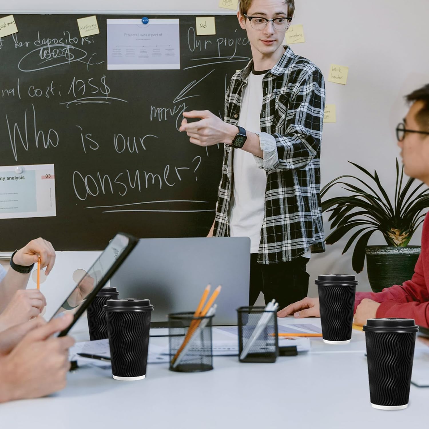 Disposable Coffee Cups with Lids & Straws – 50 Pack Insulated Hot Cups