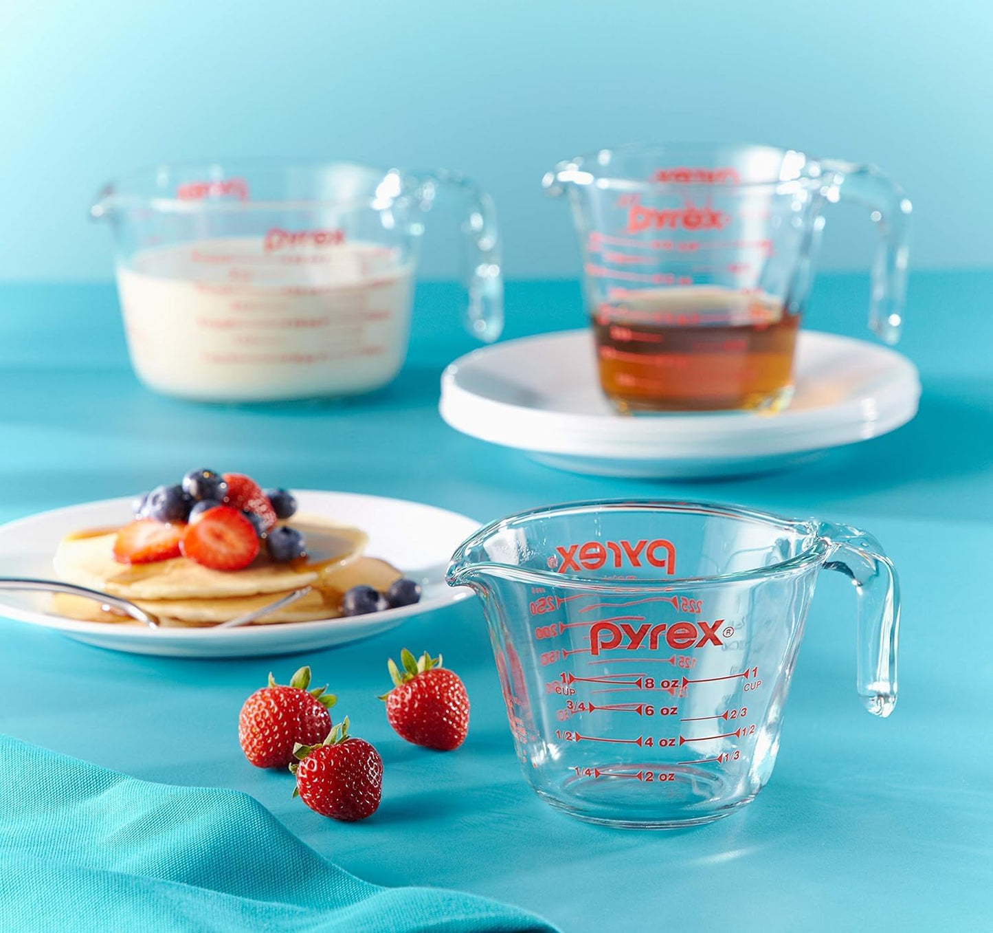 Pyrex Essentials (3-Pack) Glass Measuring Cups Set, (1, 2 & 4 Cup) Measuring Cups For Prepping, Baking and Cooking