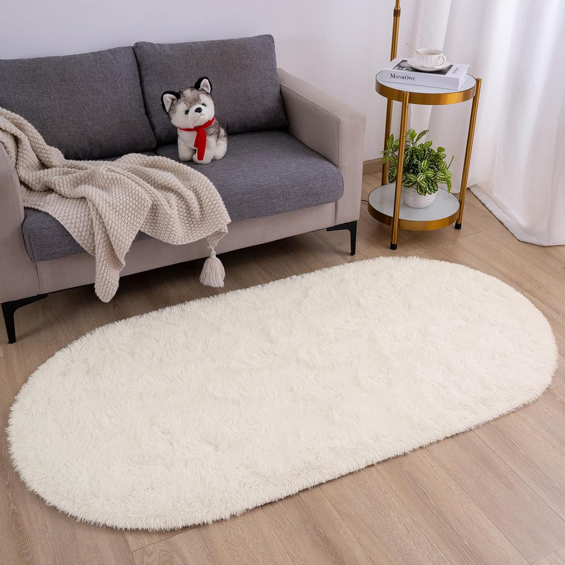 Fluffy Cream Bedroom Rug – 2.6x5.2 Ft Oval Shaggy Bedside Carpet