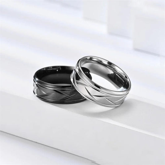 Multi-Faceted Groove Rings for Men in Silver & Black