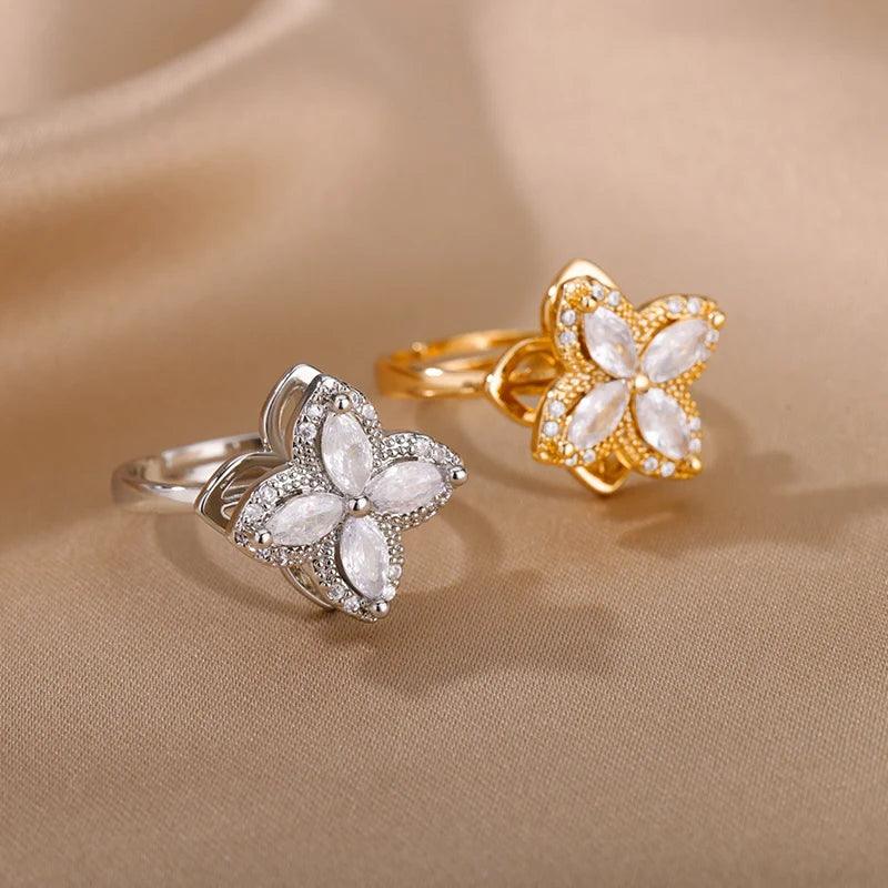 Rotating Clover Ring in Golden at Heart Crafted Gifts