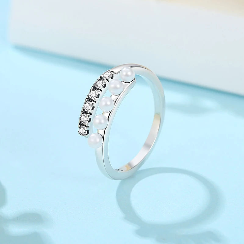 925 Sterling Silver Ring with Five Pearls & Crystals for Women