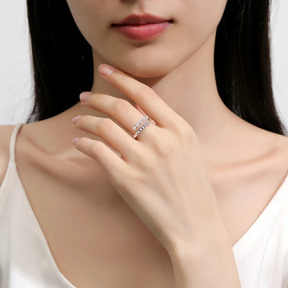925 Sterling Silver Ring with 5 Pearls & Crystals for Women