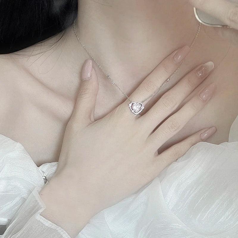 925 Sterling Silver Sparkling Heart Pendant Necklace