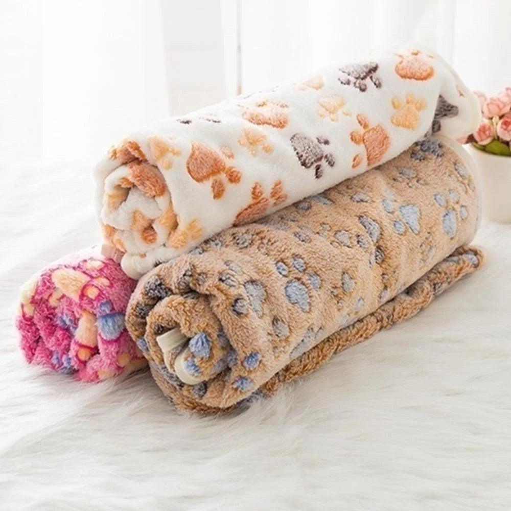 Soft Comfortable Pet Blanket: Cuddle Purrfection - Heart Crafted Gifts